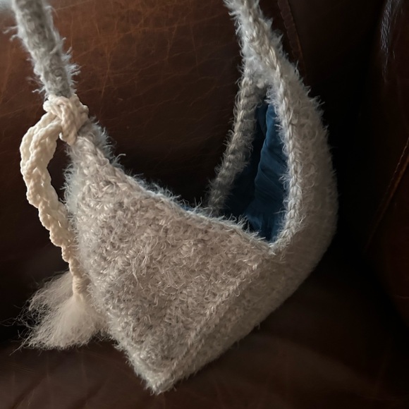 Hand crafted crochet boho style purse silver gray handbag - Picture 7 of 9